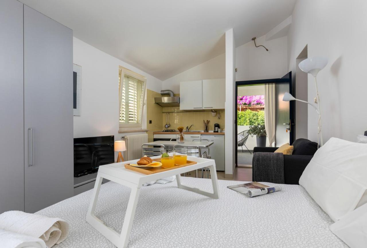 Milena Apartments Rabac Luaran gambar